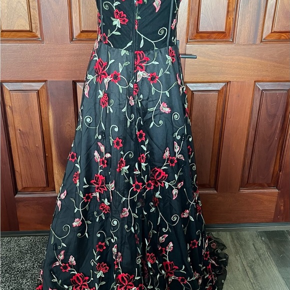 Windsor Katherine embroidered tulle ball gown Prom Corset Bustier Floral 11/12 - Picture 7 of 14